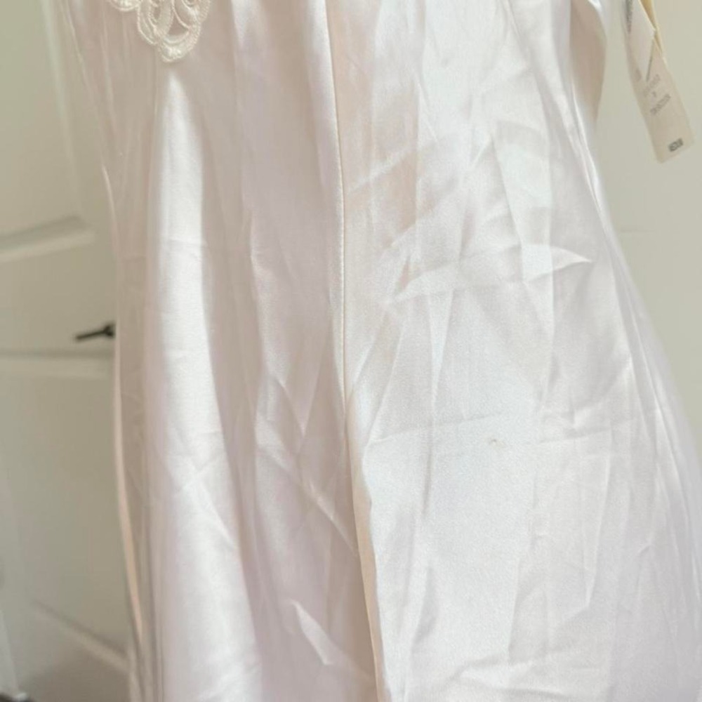Vintage Deadstock Cinema White Satin Slip Dress with Lace‎ Trim Size M - Picture 7 of 8